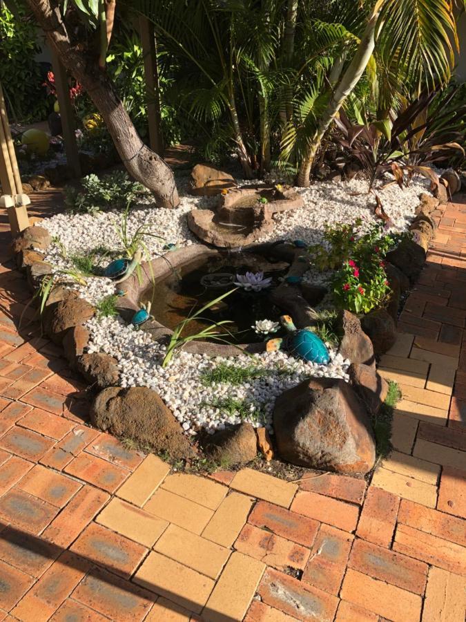 Bundaberg Coral Villa Motor Inn Exteriör bild