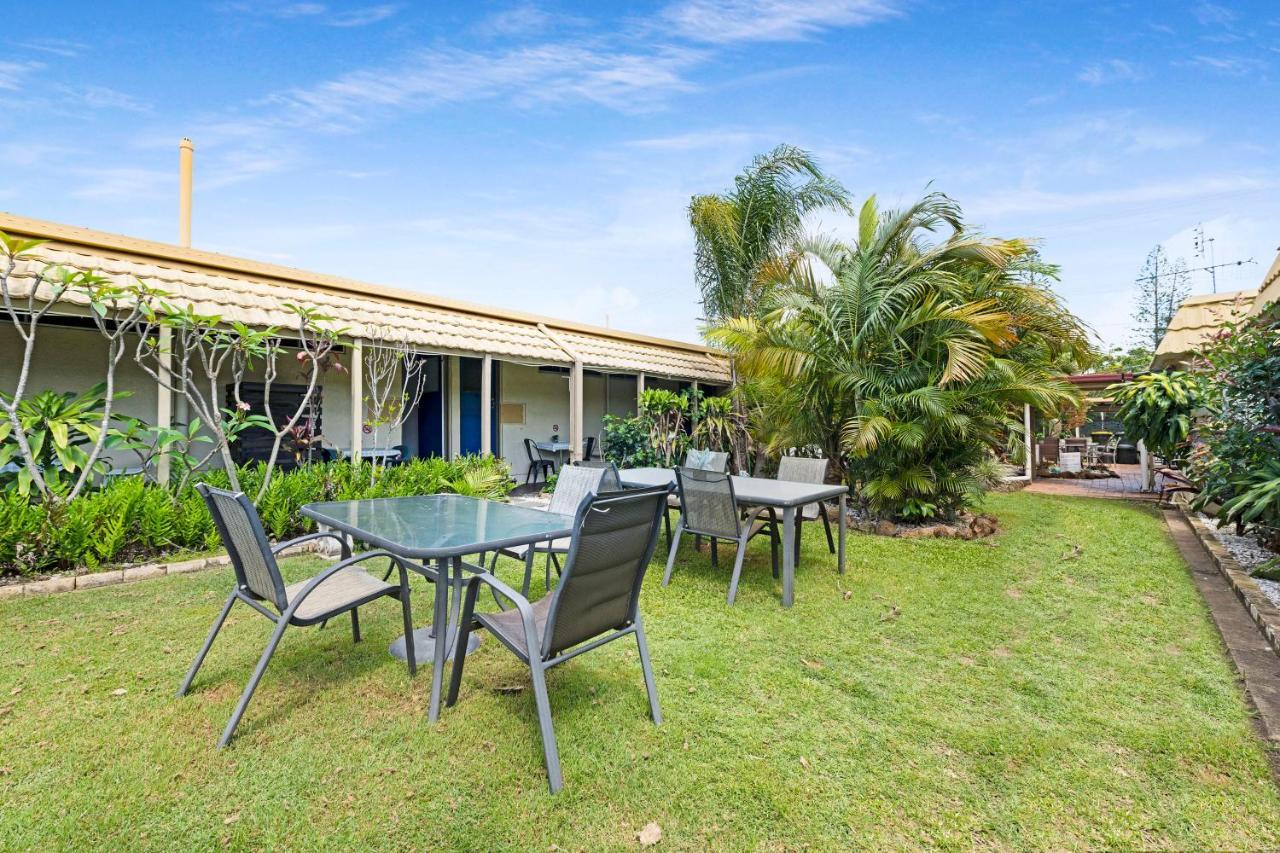 Bundaberg Coral Villa Motor Inn Exteriör bild