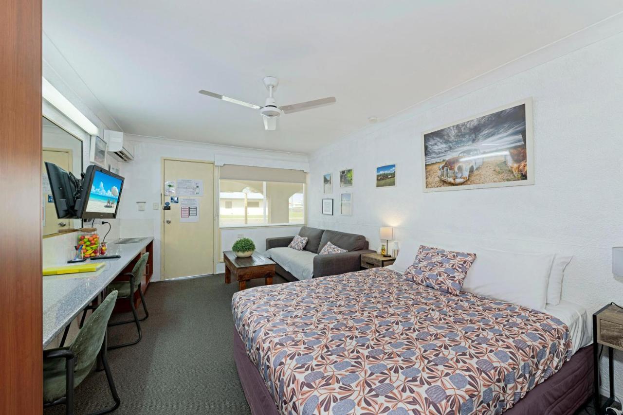 Bundaberg Coral Villa Motor Inn Exteriör bild
