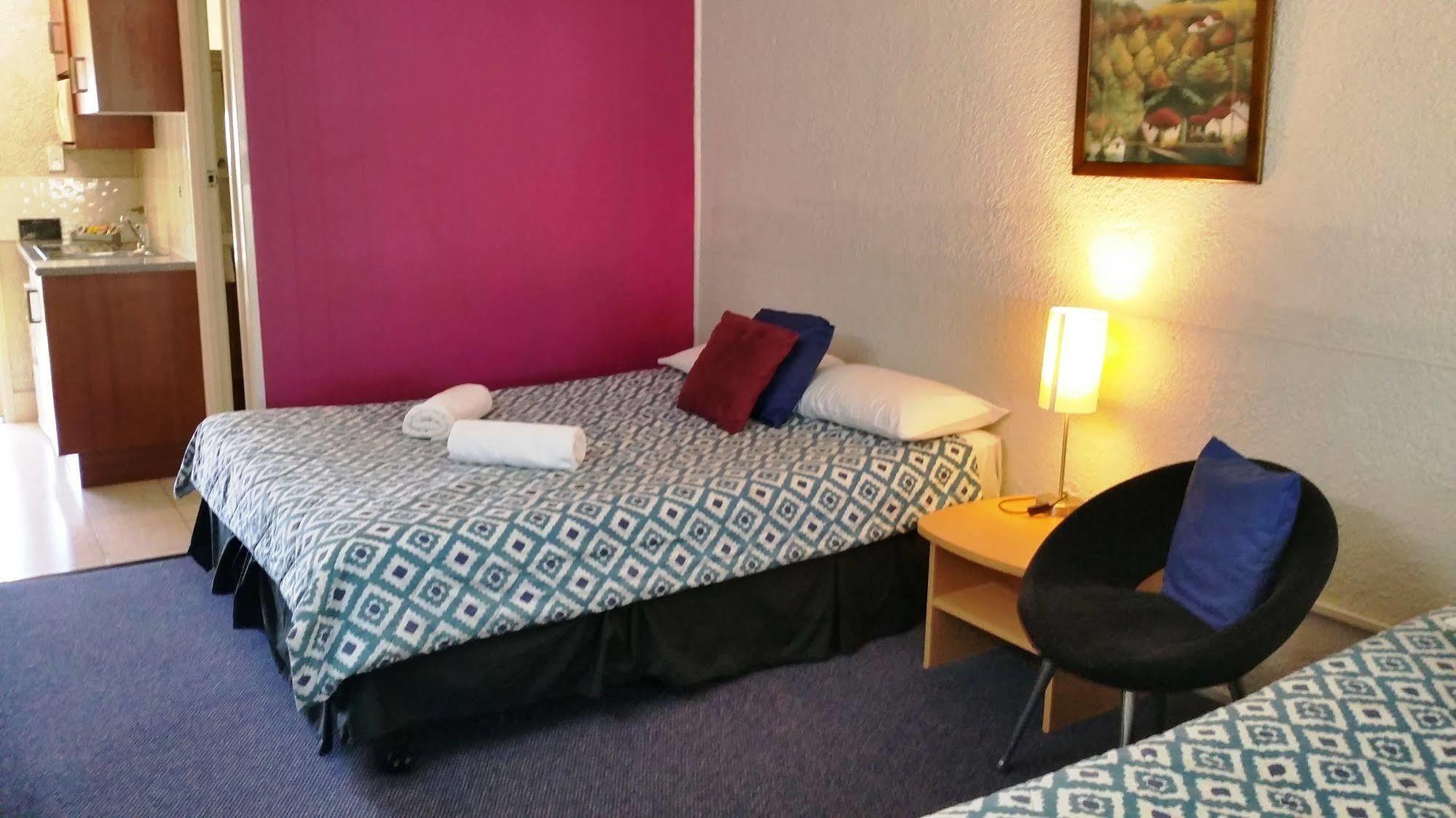 Bundaberg Coral Villa Motor Inn Exteriör bild