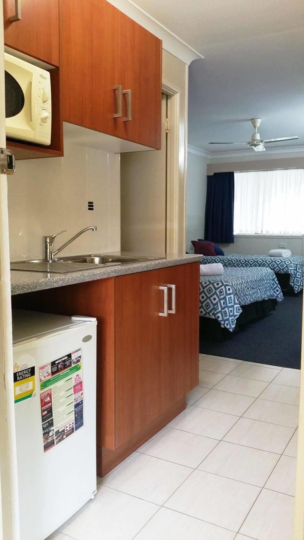 Bundaberg Coral Villa Motor Inn Exteriör bild